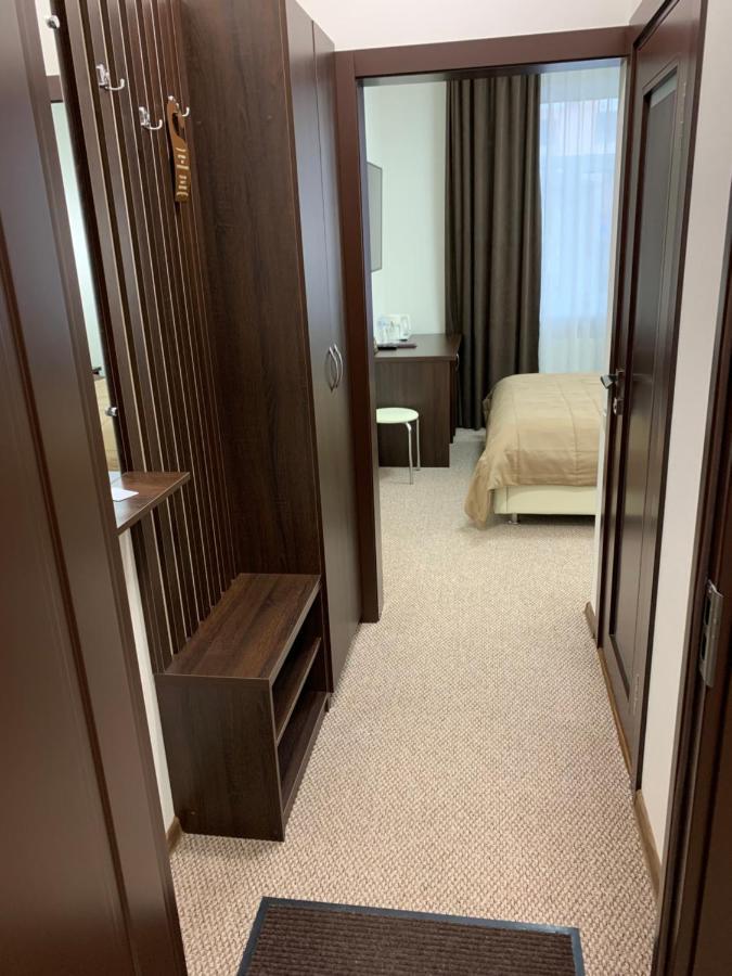 Готель Петрівський 克洛佩夫尼茨基 外观 照片
