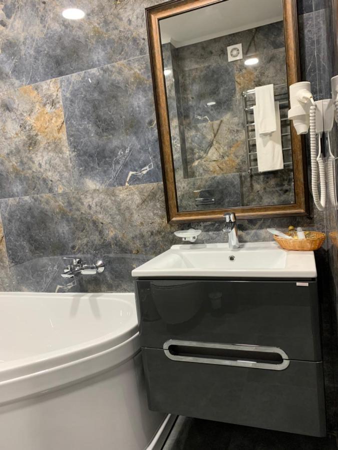 Готель Петрівський 克洛佩夫尼茨基 外观 照片